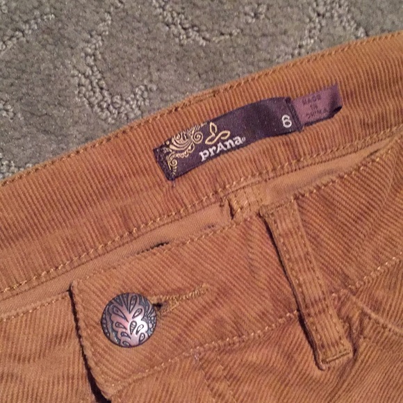 PRANA skirt - Picture 2 of 2